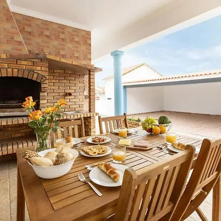 Casa Grutas - Spacious With Private Parking