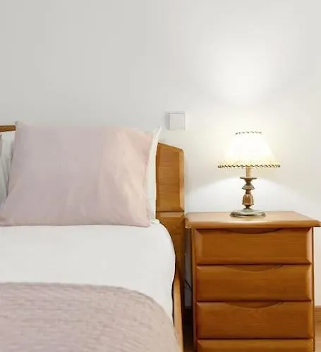 度假居 Casa Grutas - Spacious With Private Parking Salir de Porto